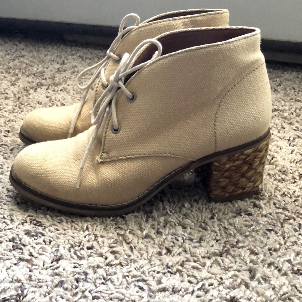 Lucky Brand booties